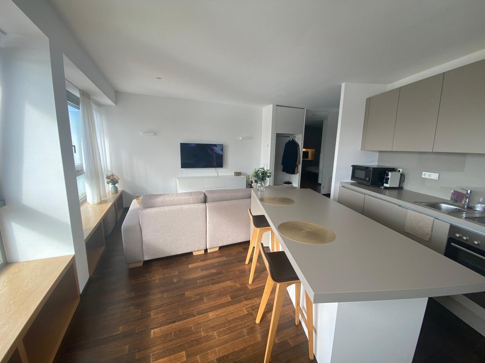 Luxurious In High Class Building Kranhaus In *