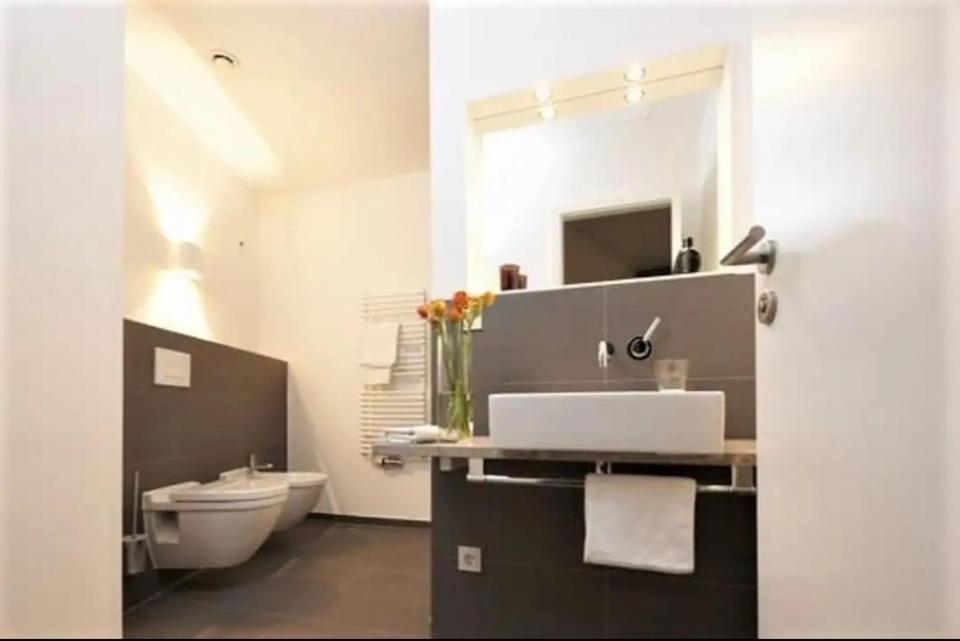 Apartment Luxurious In High Class Building Kranhaus In Cologne